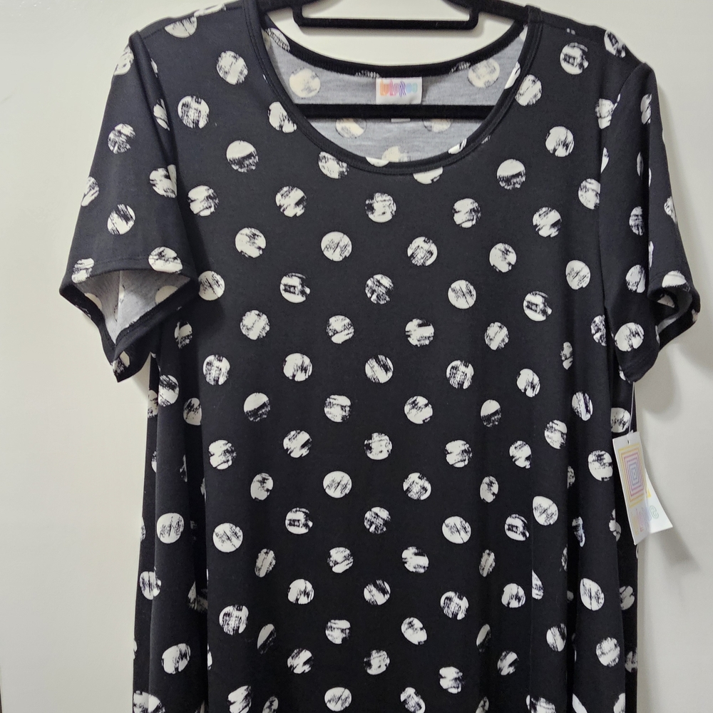 LuLaRoe Black and White Patterned Dress. Size Large. NWT. - Picture 2 of 5